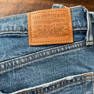Levi’s Ribcage Jeans -  Excellent Used Condition
